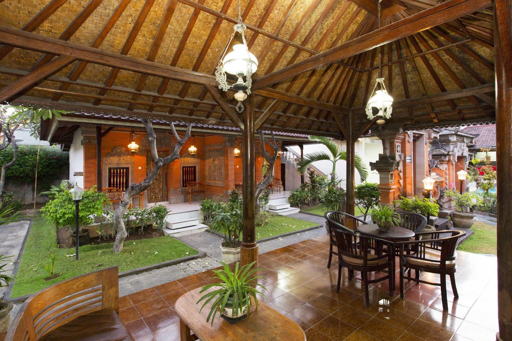 Surya Tropical Kuta Hotel Kuta Lombok Buitenkant foto