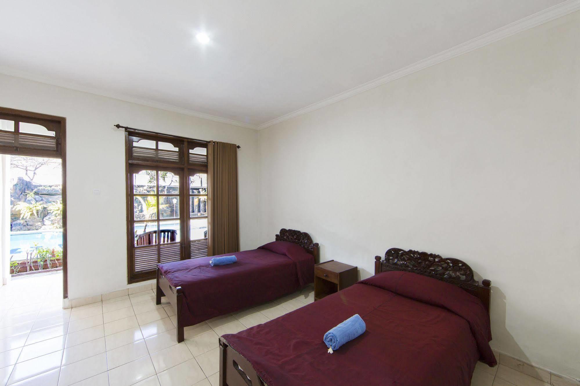 Surya Tropical Kuta Hotel Kuta Lombok Buitenkant foto