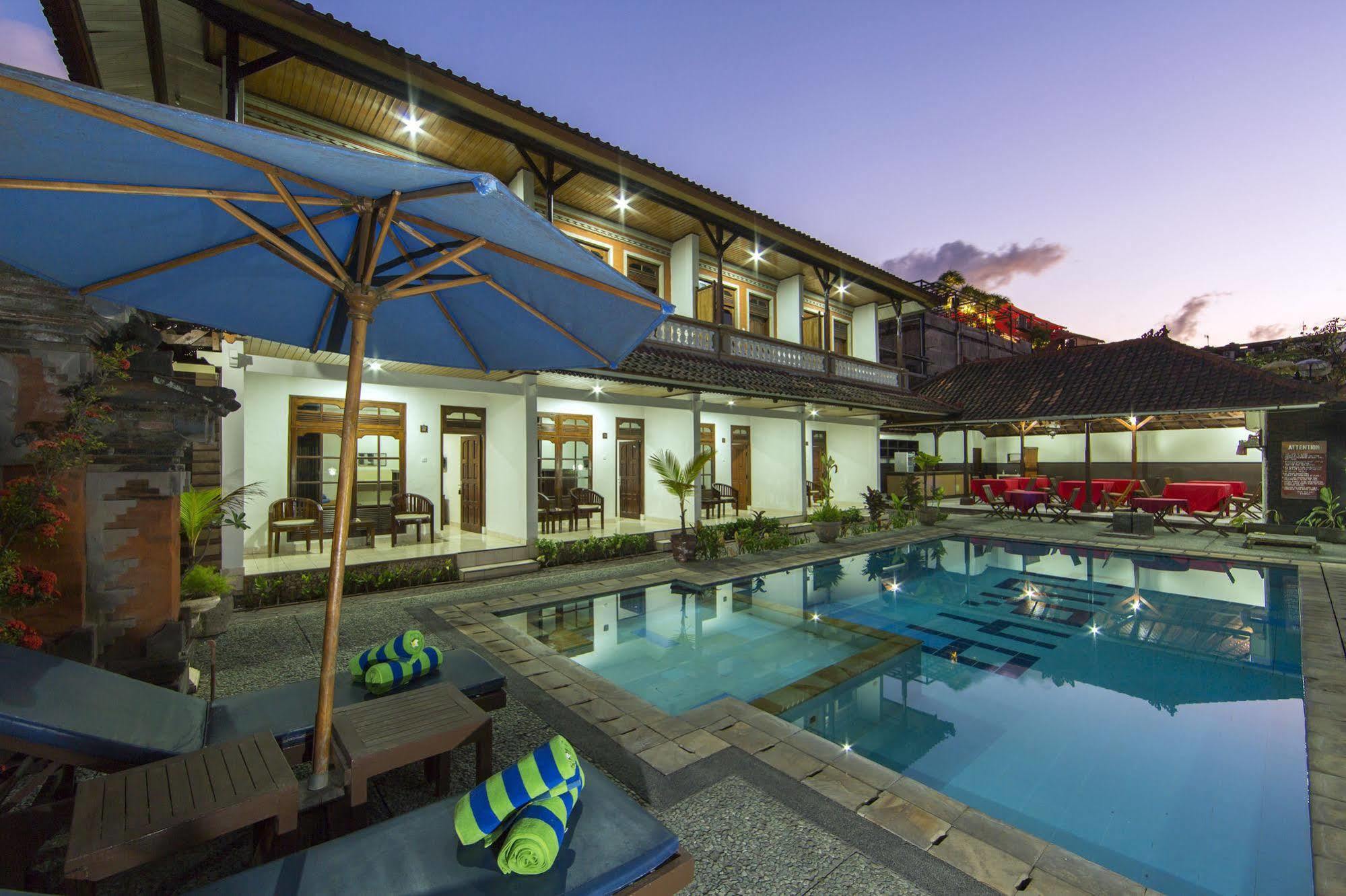 Surya Tropical Kuta Hotel Kuta Lombok Buitenkant foto